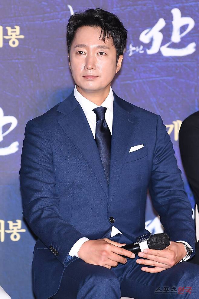 '한산: 용의 출현' 제작보고회에 참석한 박해일. ⓒ이혜영 기자 lhy@hankooki.com