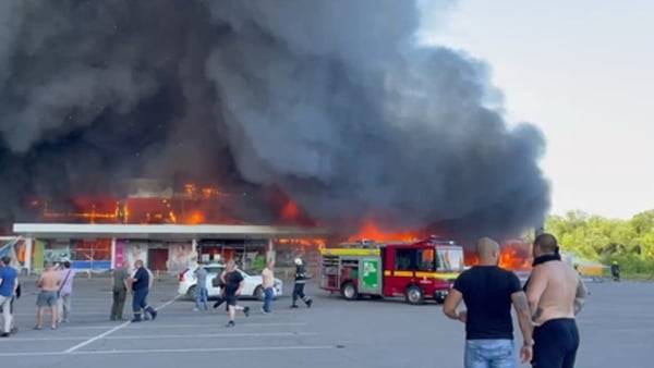 우크라이나 크레멘추크의 쇼핑센터  /사진=젤렌스키 우크라이나 대통령 텔레그램