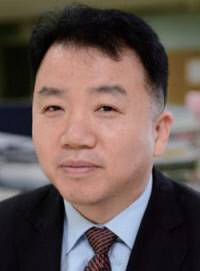 윤호우 논설위원