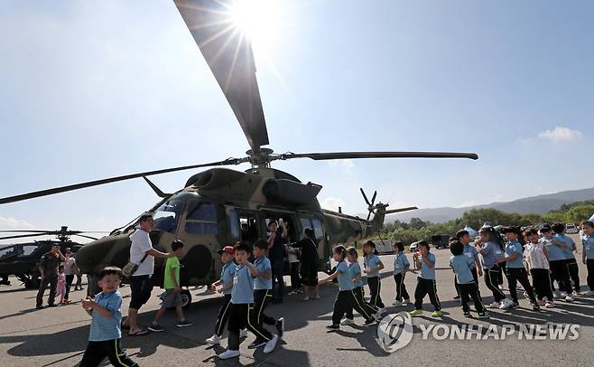 2019 지상군페스티벌·군문화축제 관람객들 [연합뉴스 자료사진]