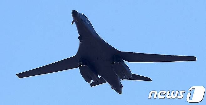 미 공군 전략폭격기 B-1B '랜서'. (뉴스1DB) 2017.11.29/뉴스1