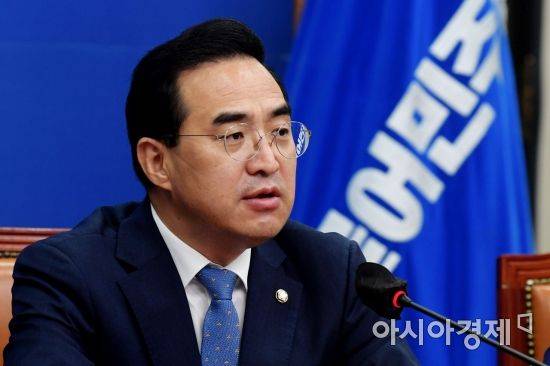 박홍근 더불어민주당 원내대표가 29일 국회에서 열린 비상대책위원회의에 참석, 모두발언을 하고 있다./윤동주 기자 doso7@