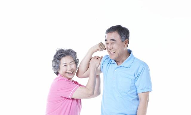 노년기 근력 유지를 위해서는 충분한 운동과 영양소 섭취가 필요하다./사진=클립아트코리아