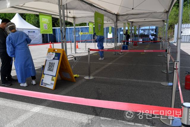 춘천보건소 선별진료소가 한산한 모습을 보이고 있다. 김정호