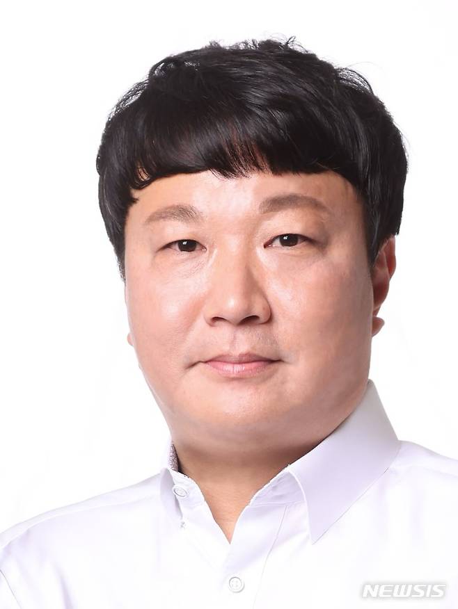 [창원=뉴시스] 김정현 BNK경남은행노동조합 제19대 위원장 당선자.