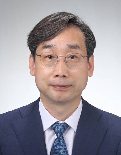 제9대 한밭대 총장임용후보자 선거에서 1위를 차지한 오용준 신소재공학과 교수 *재판매 및 DB 금지