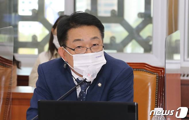 허종식 더불어민주당 의원. 2020.10.21/뉴스1 © News1 박세연 기자