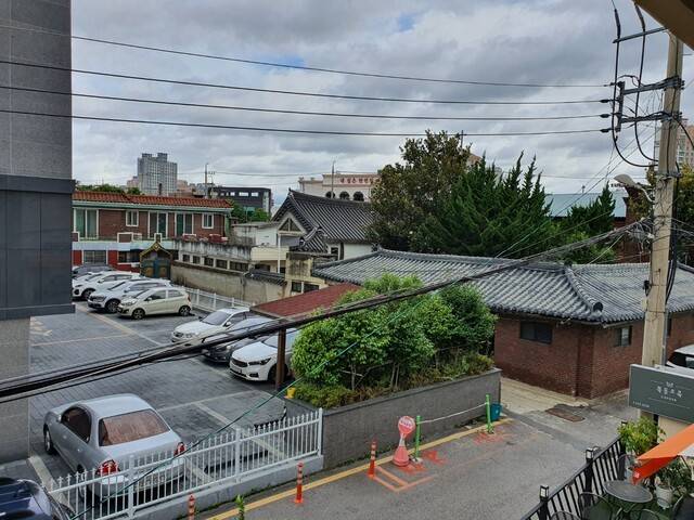 광주시 북구 북동엔 옛 한옥과 골목길 등 근대문화의 정취를 느낄 수 있는 곳이 많다. 정대하 기자