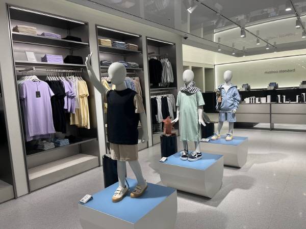 무신사 스탠다드 강남 지하 2층에 마련된 `키즈 라인`. [최아영 기자]