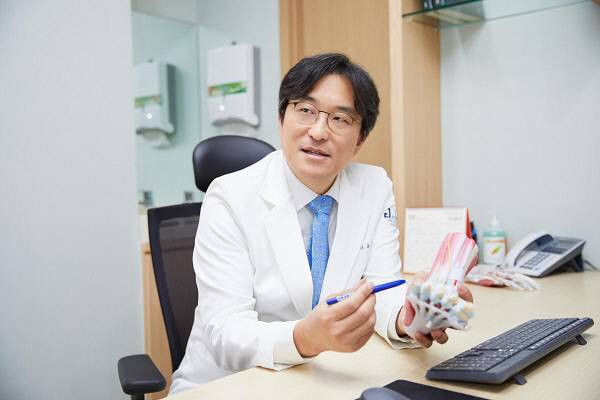 더서울병원 이승환 대표원장(정형외과 전문의)