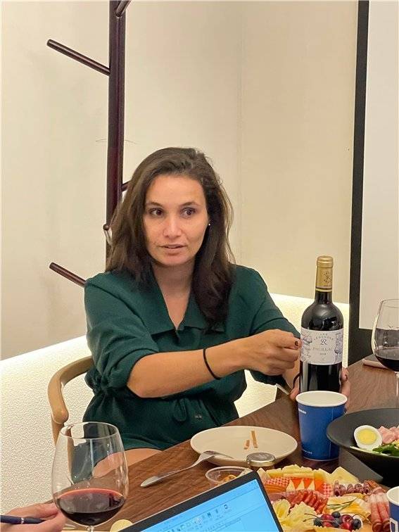 "뽀이약스럽나요?" "아뇨, 라피트