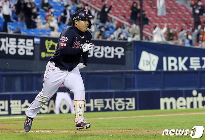 롯데 한동희 © News1 박세연 기자