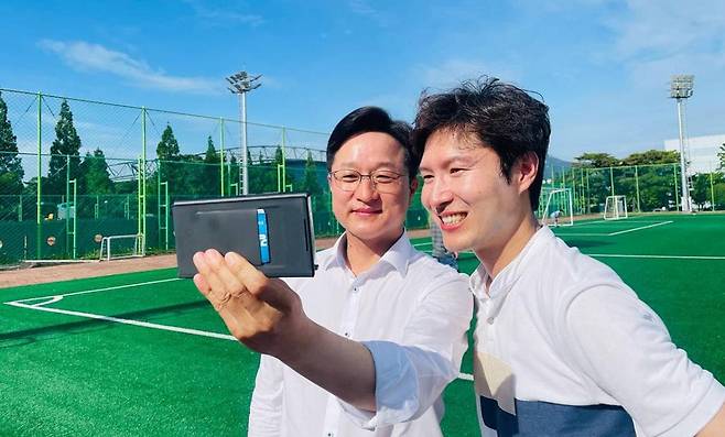 강병원 의원(왼쪽)과 김해영 전 의원(오른쪽) 강병원 의원 페이스북 캡처