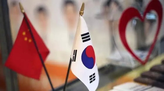 중국에 대한 한국의 부정적 인식에 가장 큰 영향을 미치는 원인으로 한국인은 중국의 한국 정치 간여를 꼽았다. [중국 바이두 캡처]