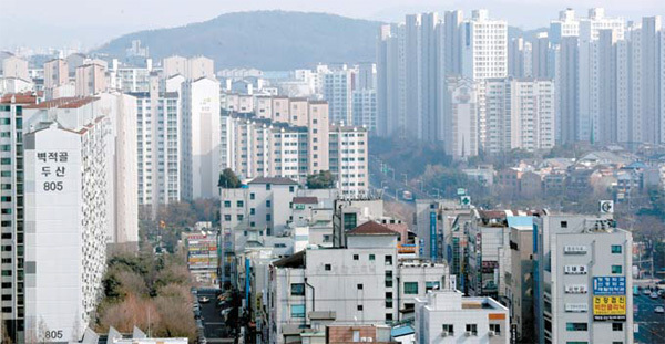 수원시 영통구 일대 아파트 전경. [이승환 기자]