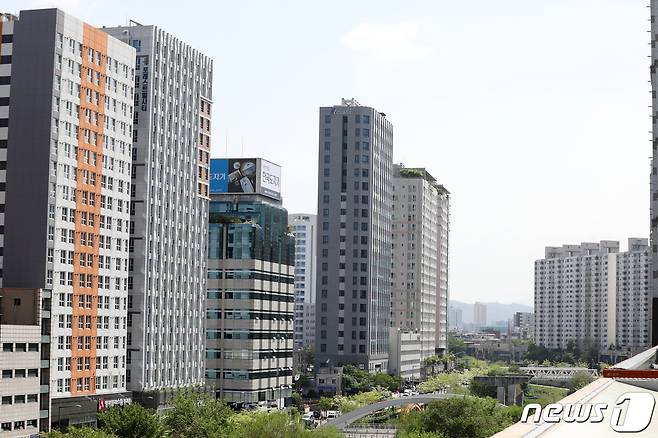 서울 시내의 한 오피스텔 밀집지역. (자료사진) 2022.4.26/뉴스1 © News1 이승배 기자