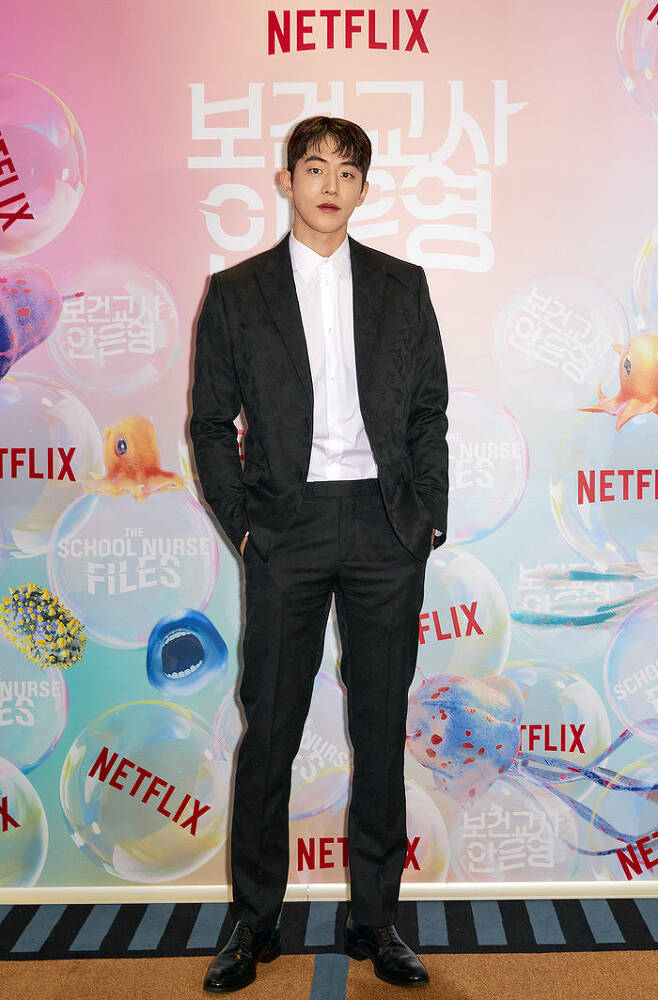 Commitments have scrambling to testify about the facts since the alleged school violence by actor Nam Joo-hyuk was raised.Some media have claimed that at least four people claim to be harmed by Nam Joo-hyuk, but others who spent their National Federation of State High School Asso school days together claim to be different to the facts.Last month, one media said that Nam Joo-hyuk forced a so-called bread shuttle to buy bread at a canteen, and that it took away a mobile phone and caused damage by making a paid online payment without permission.In addition, he insisted that he had to do unwanted sparing and harassed Friends by throwing sharps.However, following the committees such as Park Moo, who wrote to the online community, saying that Nam Joo-hyuks National Federation of State High School Asso 1st grade Committee is a member of the National Federation of State High School Assos, Teachers are interviewing the entertainment media dispatch, saying that they want to explain the unfairness of their students.Why are those who live in a calm daily life in the media?They said, I do not know who the Whistle Blower is, but I want to actively inform the situation about what happened during Nam Joo-hyuks school days.SBS Entertainment News asked Nam Joo-hyuk about what really mattered to those who spent their school days.Shin Mo, who was in the same class as Nam Joo-hyuk and National Federation of State High School Asso in the third grade, said: I did sparing as it came out in the media, and there was a separate Friend (Mr. A) who turned the school over by paying on his teachers cell phone.Nam Joo-hyuks alumni and National Federation of State High School Asso gifts also Memory that Nam Joo-hyuk had physically encountered Mr. A.Shin said, Mr. A is a member of the same class in the third grade. He remembers that he was a little bit bit overworked in class. He said, What is it, XX in the Korean history teacher class, I was in charge.I remember that the teacher was shocked by the work and took a leave of absence, and Nam Joo-hyuk was mainly the one who dried Mr. A. Another committee, which was in the same class in the second and third grades, also said, Mr. A was wrong to swear at his teacher, but everyone hated to get involved with Mr. A.Although it was not Work with, Mr. A was big and frequent, so Nam Joo-hyuk, who was tall and good at sports, was dry.That day Mr. A hit Nam Joo-hyuk and spread to fights; the fight was over soon, but Mr. A did not go to school for a day or two to see if his pride was hurt.If Nam Joo-hyuks behavior was wrong, the teachers would have done something, but they understood that they had fought each other because they knew about the postwar situation. Earlier on YouTube, Nam Joo-hyuk revealed that he had acted as a cyberbullying such as abusing in a single-talk room, attracting attention to authenticity.There was a part of Nam Joo-hyuks abuse in the group chat room, so it was necessary to check with the person affected by the incident and why this happened.According to a student who was in a group chat room, this case was the beginning of a girl who abused and harassed a K boy.One student said, When this (bullying about K) was a problem at the time, a friend invited friends to create a group chat room saying, Lets solve it ourselves.Friends who heard K was bullied after hearing the abuse unilaterally criticized the girl and some seem to have cursed her.About three of them led the chat room, not Nam Joo-hyuk. I thought there were three words, but I know there was an ause.The girl said that the friends in the group room were confused. Some of them later made up with the girl. In fact, even if there was harassment against other students, the private solution through the group chat room is likely to be a problem.In order to confirm the details of the incident, I wanted to hear the story of a girl who heard a male student K and an ause, but both of them said that they would not go to their alumni saying I do not want to do it and do it.Some media outlets are reportedly preparing Nam Joo-hyuk for further reports on the specific damage to school violence.While Nam Joo-hyuk claims there was no unilateral harassment, attention is focused on what conclusion Nam Joo-hyuks allegations of school violence will come to.