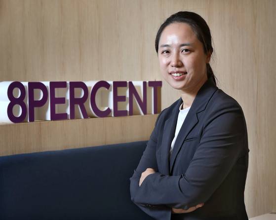 8percent CEO Lee Hyo-jin poses at the company's office in Yeouido, western Seoul, following an interview with the Korea JoongAng Daily on June 29. [PARK SANG-MOON]