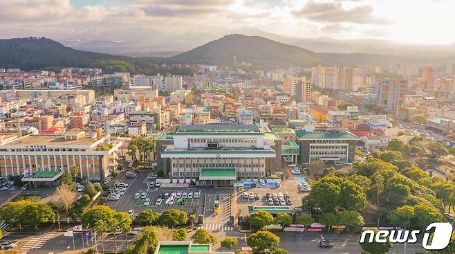 제주도청 전경(제주도 제공).2022.6.18/뉴스1 © News1 오미란 기자