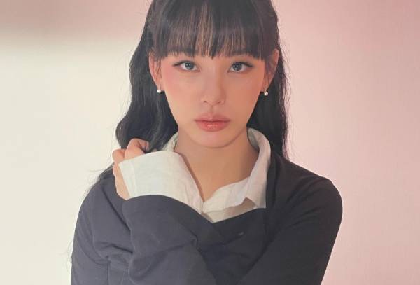 This weeks hottest entertainers, keywords and celebrities, are introduced in the weather. What was the weather chart for the entertainment industry this week?It is hard to find celebrities who are not surrounded by suspicions and controversy. Even if there is no mistake, they may be caught up in a rumor.Usually, many stars are in controversy and will give an explanation.However, there are cases where you wait until the suspicion passes by bearing without any explanation, and you stick to your strong attitude without worrying about criticism.On the 4th, a media reported that no:ze had taken a public appearance on social networking services (SNS) and had a crush on small and medium-sized companies.It is said that it did not post the advertisement of SMEs that received tens of millions of won per case on SNS or deleted it without permission.At first, the agency, which refuted it as unfounded, reversed its position that no:ze had a problem with insufficient communication when it was revealed that it violated the advertising contract.No:zes agency, Starting House, confirmed on the 4th that no:ze did not upload the advertisement and deleted it without permission, he said. We had a problem communicating with The Artist due to our disagreement.We are sorry to have disappointed you, he said. We and The Artist are aware of the seriousness of the matter and are reflecting on it, and we will do our best to prevent the same thing from happening again in the future.Nam Joo-hyuk was first controversial when allegations of school violence surfaced on the 20th of last month.Mr A, the first Whistle Blower at the time, claimed that Nam Joo-hyuk was a school violence perpetrator who used abusive language and assault and was bullied by Nam Joo-hyuk and his party for six years.Since then, the Disclosure of another Whistle Blower B has risen on the 28th of last month.He claimed to have suffered damage such as bread shuttles, forced sparring, and paid payment for smartphones. Another Whistle Blower C said that he suffered a so-called cartophone prison from Nam Joo-hyuk on June 6.At that time, Mr. C was invited by 12 friends including Nam Joo-hyuk to the KakaoTalk group room and Disclosure said he heard sexual harassment, appearance degradation, and sexual depreciation.He also claimed that Nam Joo-hyuk came into the group room late but gossiped toward him and helped him with the conversation.On June 6, the management forest of the agency said, We have confirmed the fact in various ways through various channels as well as Nam Joo-hyuk regarding the contents of the anonymous second report recently. The content of the second Whistle Blower is not true.Whistle Blowers claim hidden in anonymousness is exposed as it is, even without clear evidence or circumstance, and is accepted as true, while the agency and Nam Joo-hyuk are very difficult to prove innocence.They said, Even if the innocence is revealed in the criminal procedure later, the reality of the past can not be reversed, so it can be easily guessed that it is too much pain for the actor himself. In order to protect the honor of the actor, I plan to accept the complaint quickly.We will also pursue tough and decisive legal procedures for media such as unconfirmed indiscriminate claims and YouTubers spreading rumors. You Hee-yeol was suspected of being similar to Ryuichi Sakamotos Aqua in Value, a very Historical site, followed by The Time I Turn On similar to Ryuichi Sakamotos 1900 in Morikone and Happy Busday to You (written and composed by You Hee-yeol) released in 2002 by Sung Sik Kyung, Tama It was controversial that Ki Kojis song was plagiarism.So, You Hee-yeol said through the official Instagram of the antenna on the 22nd of last month, I sincerely apologize to many people who have supported me with affection and faith for a long time.You Hee-yeol said, After receiving a letter containing the philosophy and consideration of Ryuichi Sakamoto, I became more respectful as a great artist and an adult in a warm society.I am grateful again and I am sorry. I know that there is still a lot to learn and lack, he said. I will look deeper and look closely at the creation process.However, after the apology, the schedule continued as it was, and it became controversial.In fact, KBS 2TV music program You Hee-yeols Sketchbook, which You Hee-yeol has been conducting for 13 years, has been closed due to the pouring of articles demanding his departure after the plagiarism.However, even after the closure of the viewers bulletin board, SNS and others are asking for his departure.The netizens who criticized him responded to You Hee-yeol music broadcast, I was embarrassed if I was embarrassed, I am plagiarism and keep on broadcasting shamelessly, I do not want to go to Sketchbook if I am a singer.On the other hand, there was a reaction to defend him, such as There is too much criticism only for You Hee-yeol, It is too much to be demanded to self-restraint only by the similarity of some passages, Seo Taiji and BTS were also involved in plagiarism controversy.