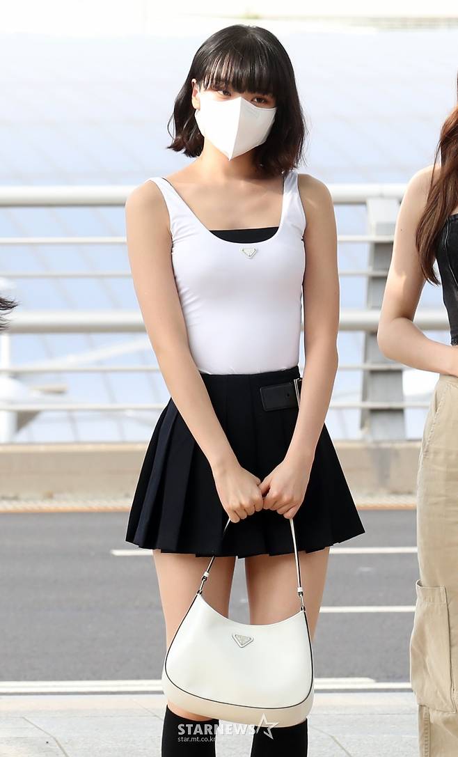 르세라핌 김채원 '단발 펌 스타일 어때요!'[★포토]