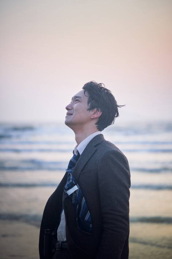 지금껏 보지 못했던 서래와 해준의 얼굴..'헤어질 결심' 미공개 스틸