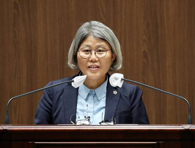 충남도의회 제339회 임시회 1차 본회의에서 발언하는 김명숙 의원 [충남도의회 제공. 재판매 및 DB 금지]