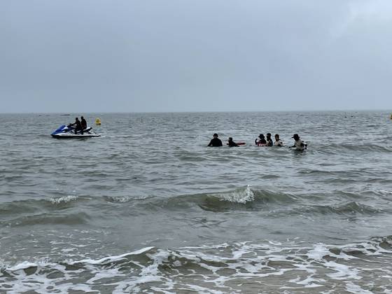 실종된 군인 수색 중인 모습 〈사진제공=충남소방본부〉