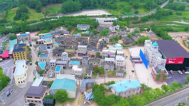 하늘에서 본 합천 영상테마파크 전경.