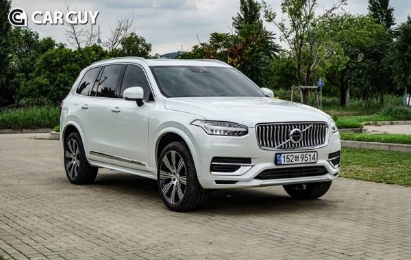 볼보 XC90 T8 리차지