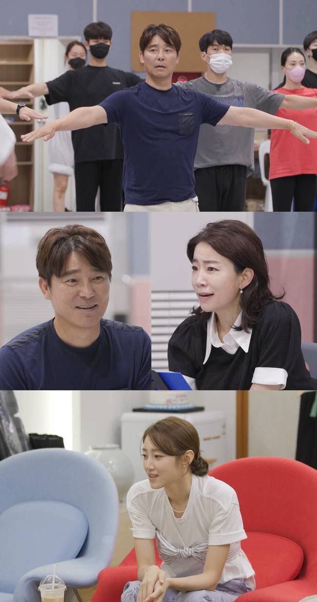 Singer Im Chang-jung Furiously deviated from his second son, Lim Jun-sung.SBS Same Bed, Different Dreams 2: You Are My Dest - You Are My Destiny production team announced on July 17 that Im Chang-jungs rough practice process, which returned to musicals in 10 years on the 18th broadcast, will be revealed.According to the production crew, the 33-year-old singer Im Chang-jung received a terrible evaluation from director Kim Mun-jung at the musical first singing practice site.Kim Mun-jung told Im Chang-jung, Why do you tell me?Im Chang-jung apologized for the stretching waist unlike his usual self-confident appearance.The reason why Im Chang-jung of the world was forced to apologize at 90 degrees is revealed through broadcasting.After musical practice, Im Chang-jung returned to his fathers routine, and he began to worry about children, saying, Why cant the children do what I want?Im Chang-jung has recently been nagging at the deviation of his second son, a golf prospect who has become worse.Im Chang-jung said, I was tearing my neck to earn your tuition. It is said that my wife, Seo Hee-yan, was surprised by the decisive appearance of her husband who was first seen.Seo Haiyan recently cooked a rare meal for her husband Im Chang-jung, who became extremely sensitive to her four tour concerts, including musical and miscellaneous care.The MCs who watched this praised It is not possible to make this, and It is good to cook itself.