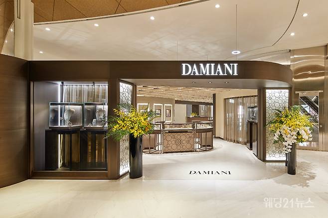 사진 : 다미아니(DAMIANI) 롯데 월드 타워 에비뉴엘 부티크 (사진제공 : 다미아니)