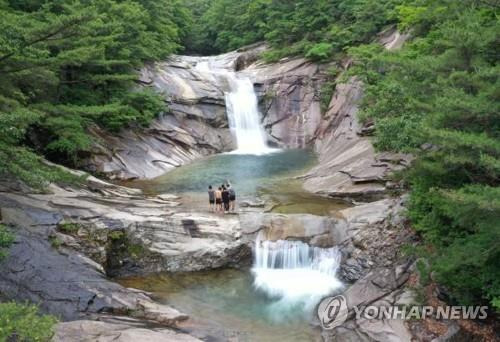 밀양의 여름 '시례 호박소' [밀양시 제공. 재판매 및 DB 금지]