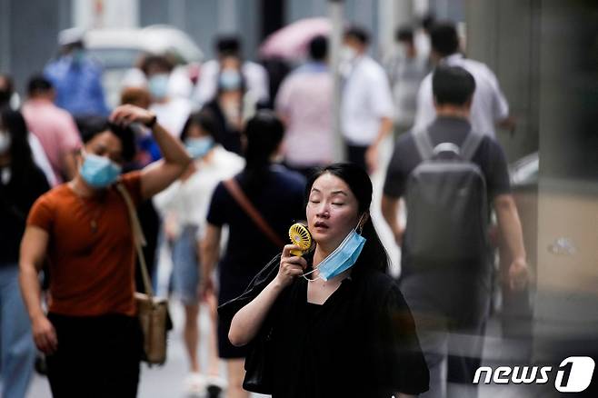 중국에서 코로나19 확산세가 가팔라지고 있다. © 로이터=뉴스1 © News1 정윤영 기자