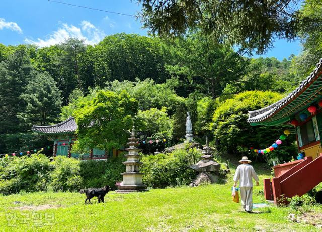 화음동정사지 인근의 법장사. 김수증이 금강산에서 홍눌 스님을 데려와 '반수암'이라는 암자를 세운 곳이다.