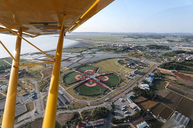 네 잎 클로버를 닮은 유소년 야구 단지 '화성드림파크' [사진/진성철 기자]