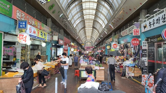 지난 18일 경북 구미시 원평동 구미새마을중앙시장 모습. 오연서 기자