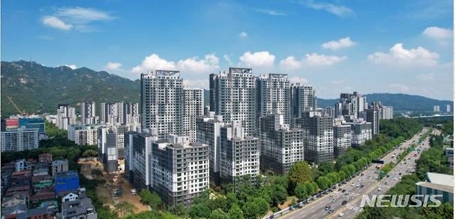 과천 자이 전경.