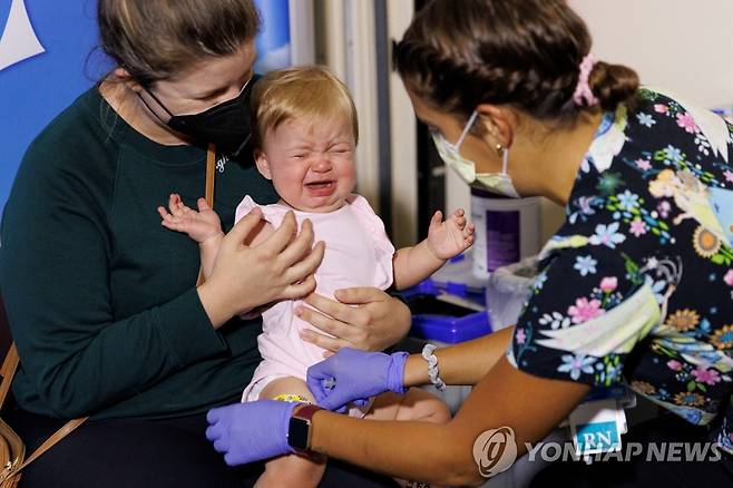 美 6월21일부터 5세 미만 영유아에 코로나19 백신 접종 개시 [로이터 연합뉴스 자료사진]