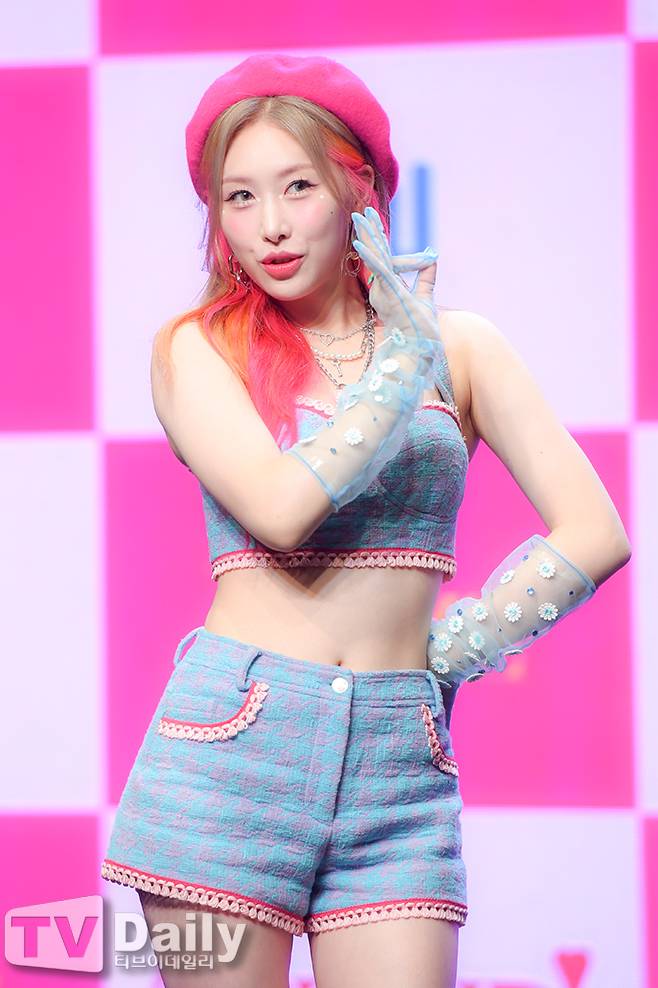 가수 헤즈(Hezz, 홍의진)