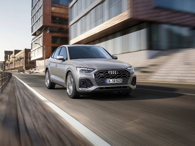 SUV 아우디 SQ5 TFSI는 넉넉한 공간이 주는 실용성과 안락함 등이 특징이다. /사진=아우디 코리아