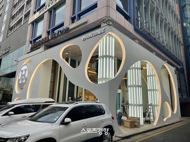 혼가먼트의 국내 첫 플래그십스토어 ‘혼가먼트 청담’. 제이씨페밀리 제공