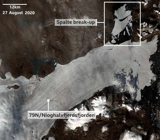 2020년 그린란드 북동부의 빙하가 지구온난화로 녹으면서 일부분이 떨어져나간 모습