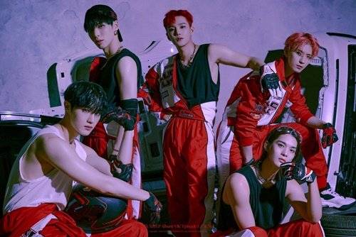 [사진 = C9엔터테인먼트 제공]