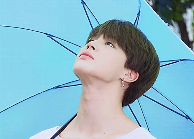 두근두근♥ 방탄소년단 지민, '우산 함께 쓰고 싶은 스타' 1위