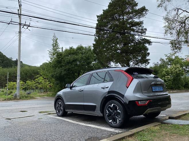 니로 EV 후면 모습. 정치연 기자