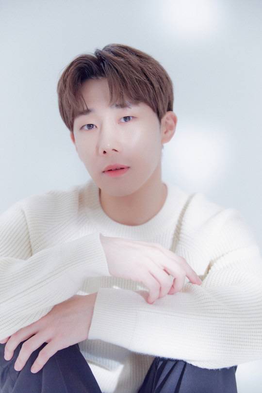 가수 김성규 :