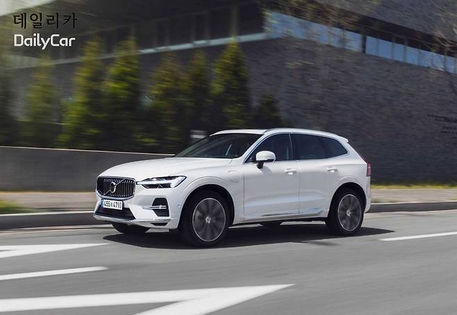 볼보 XC60 T8 플러그인 하이브리드(PHEV)