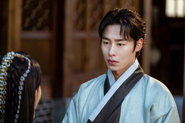 ▲ '환혼' 이재욱이 압도적 존재감으로 시청자들을 매료시키고 있다. 방송화면 캡처