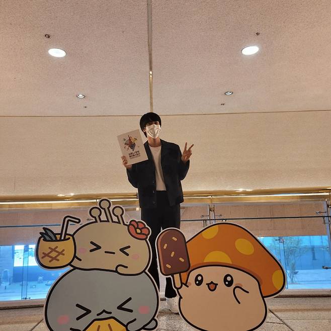 프리패스! 방탄소년단 진, '월드와이드핸섬'의 입사지원서